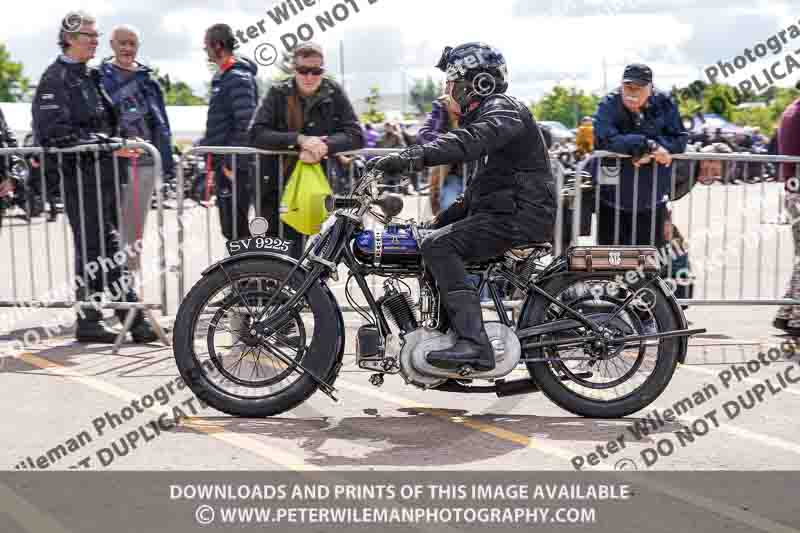 Vintage motorcycle club;eventdigitalimages;no limits trackdays;peter wileman photography;vintage motocycles;vmcc banbury run photographs